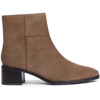 Clarks
